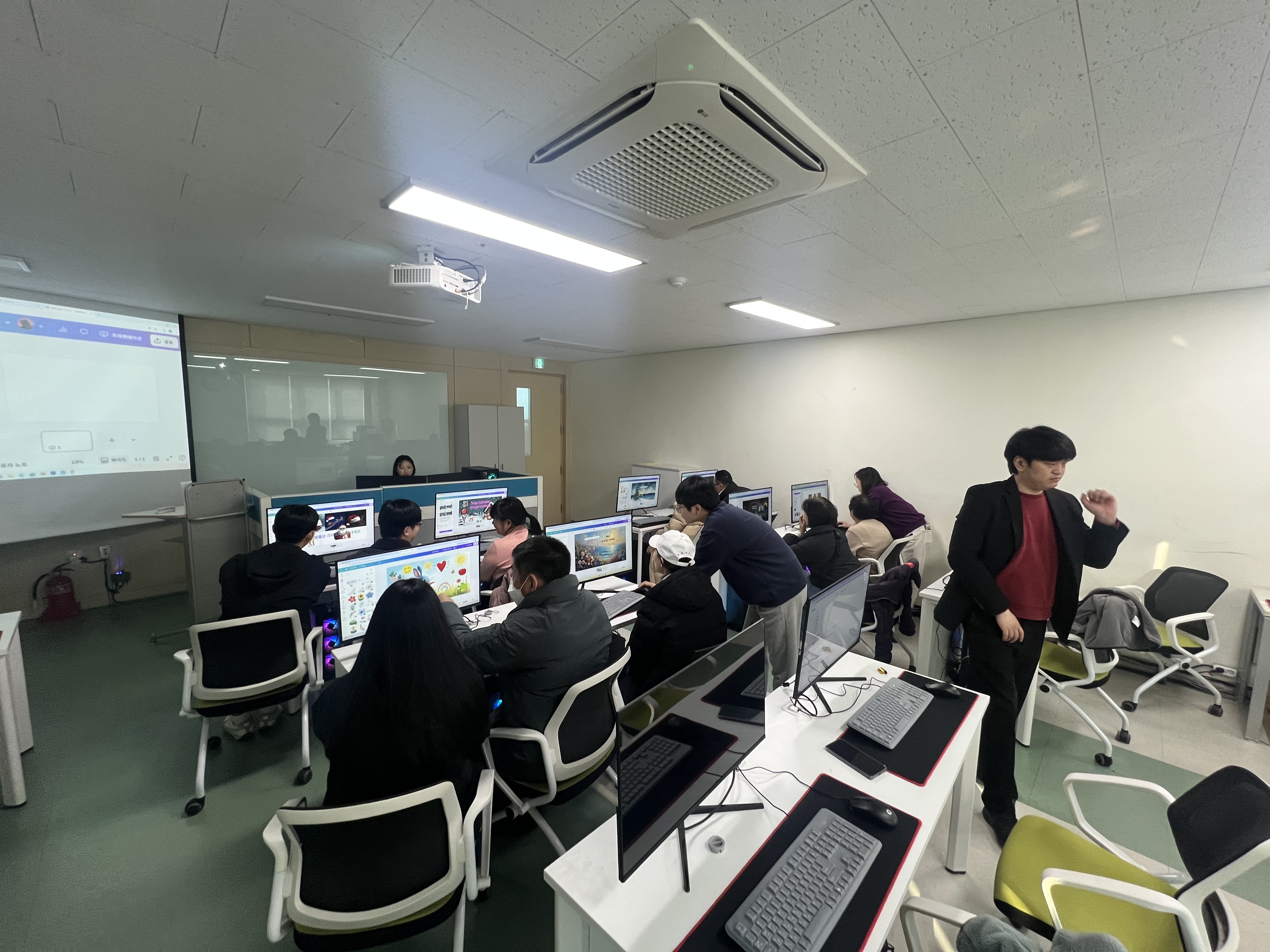 AI 교육 활동 사진