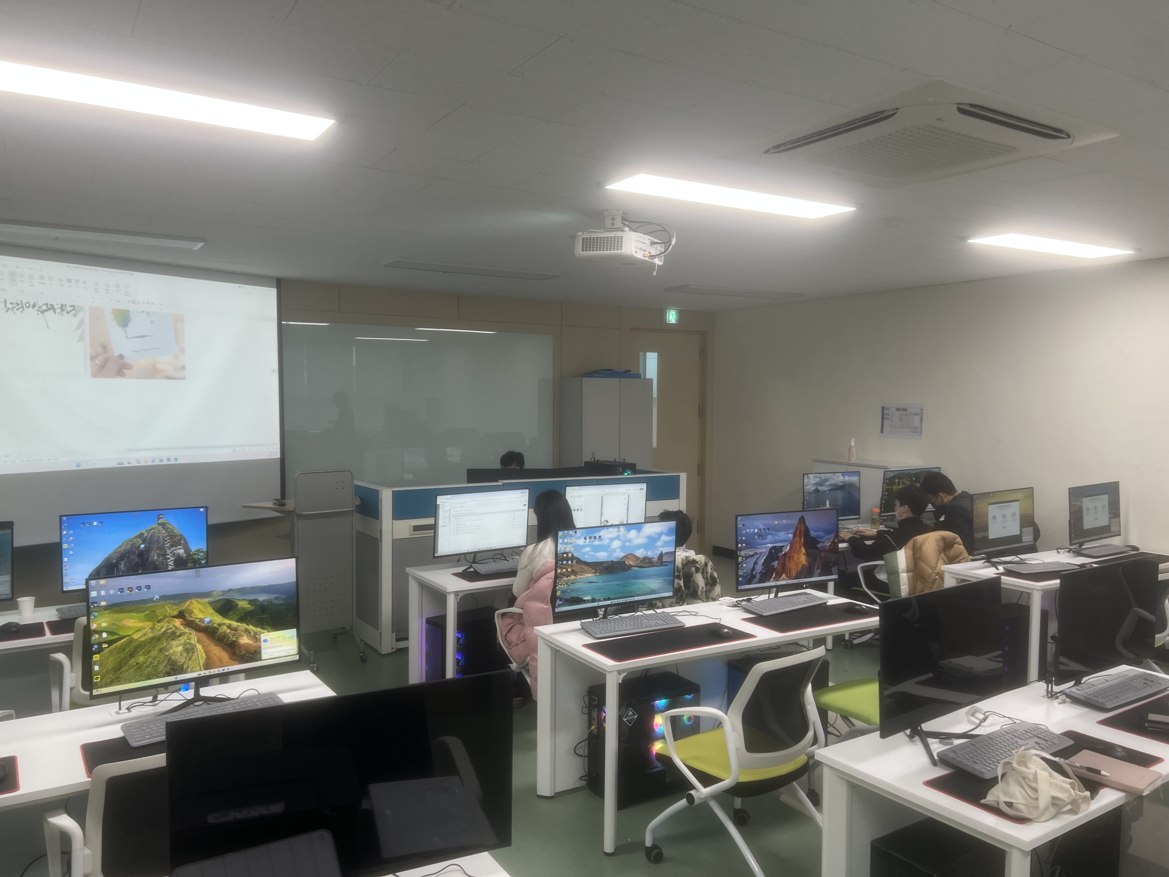 AI 교육 활동 사진